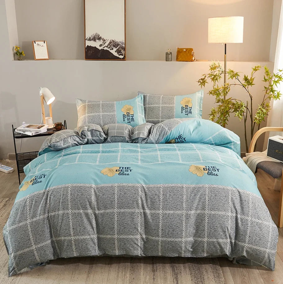 Double-Sided Four-Piece Bedding Set