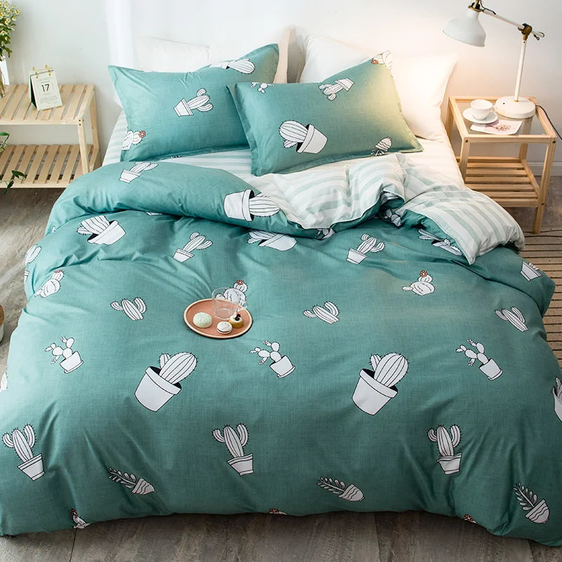 Double-Sided Four-Piece Bedding Set