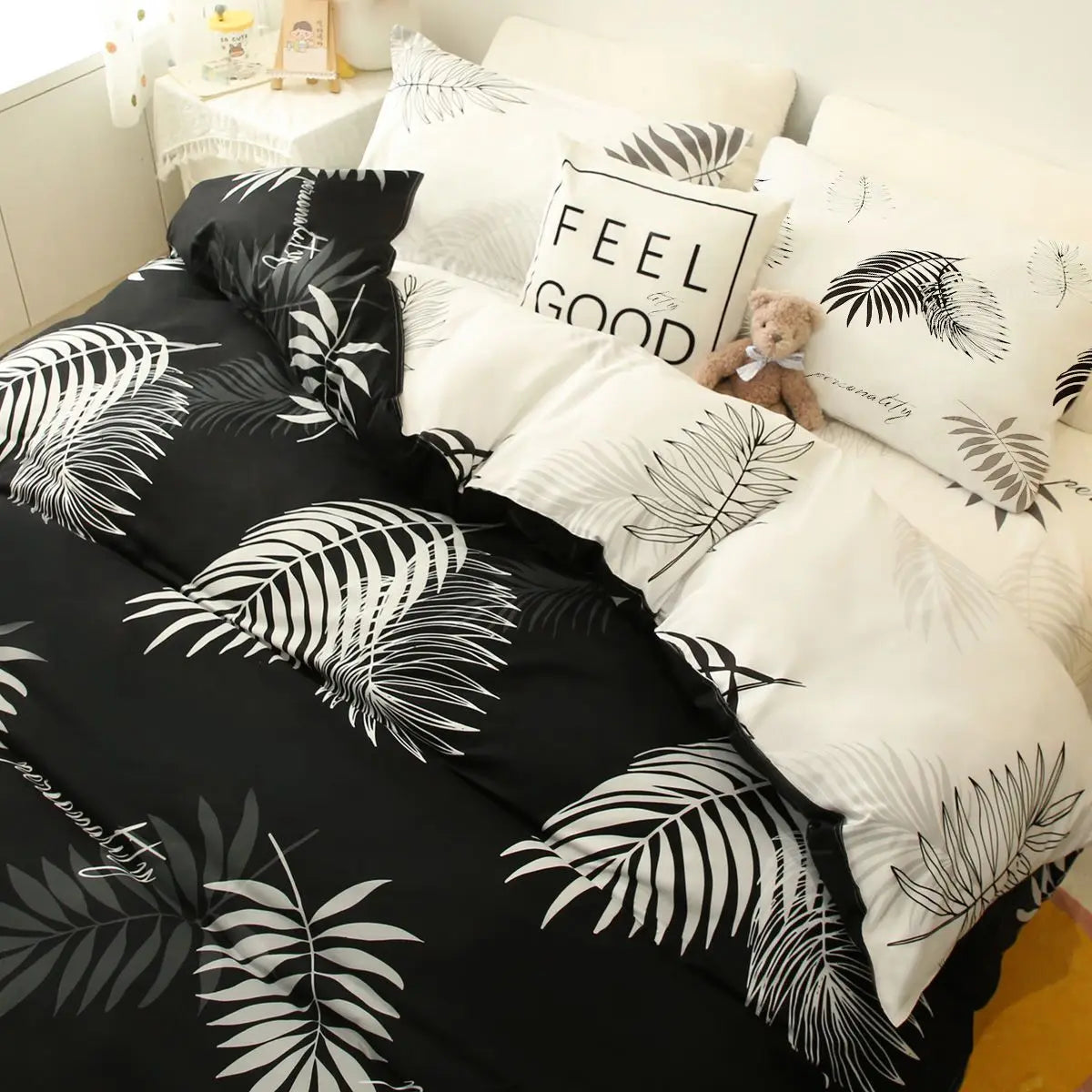 Double-Sided Four-Piece Bedding Set