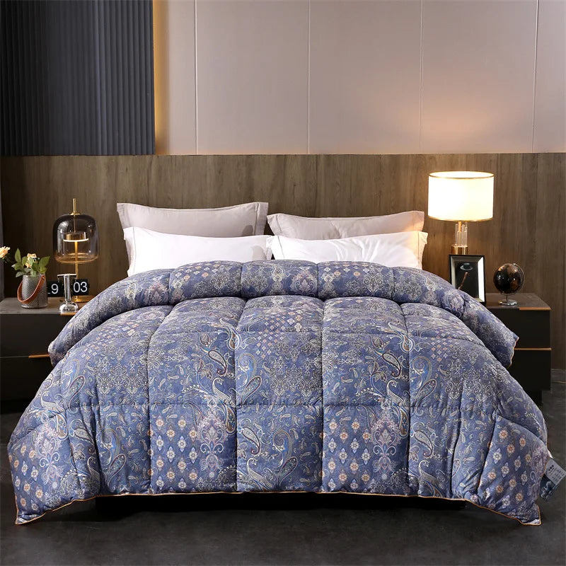 Thick White Goose Down Comforter for Bed