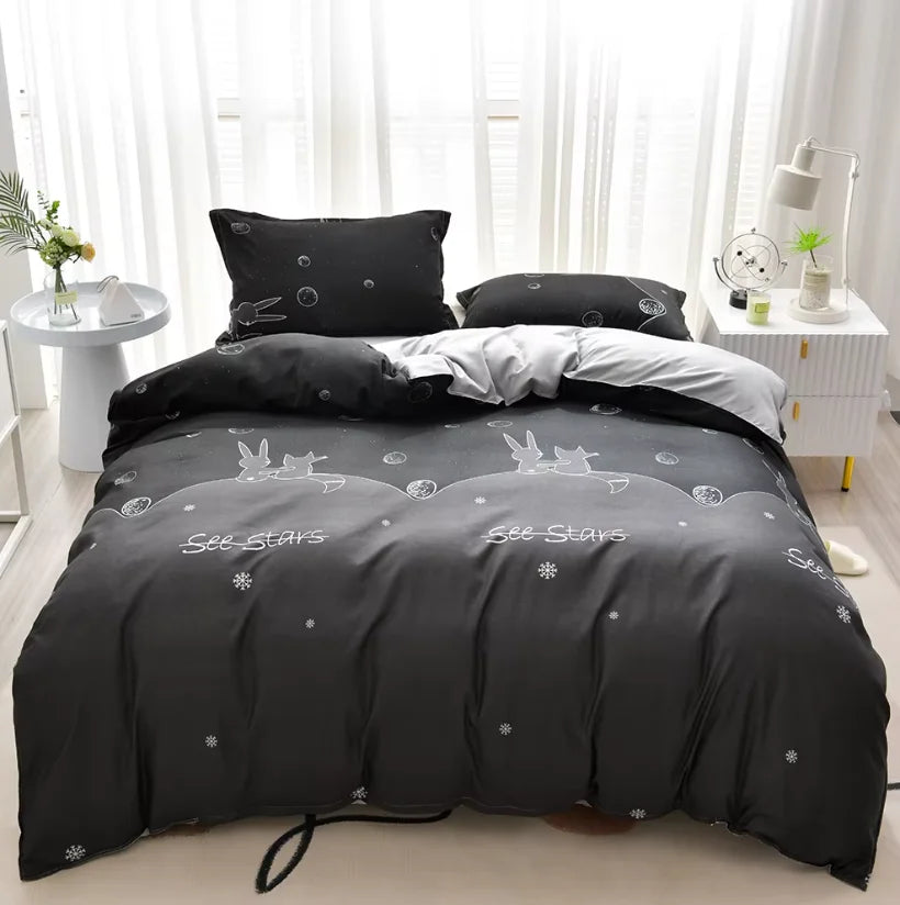 Double-Sided Four-Piece Bedding Set