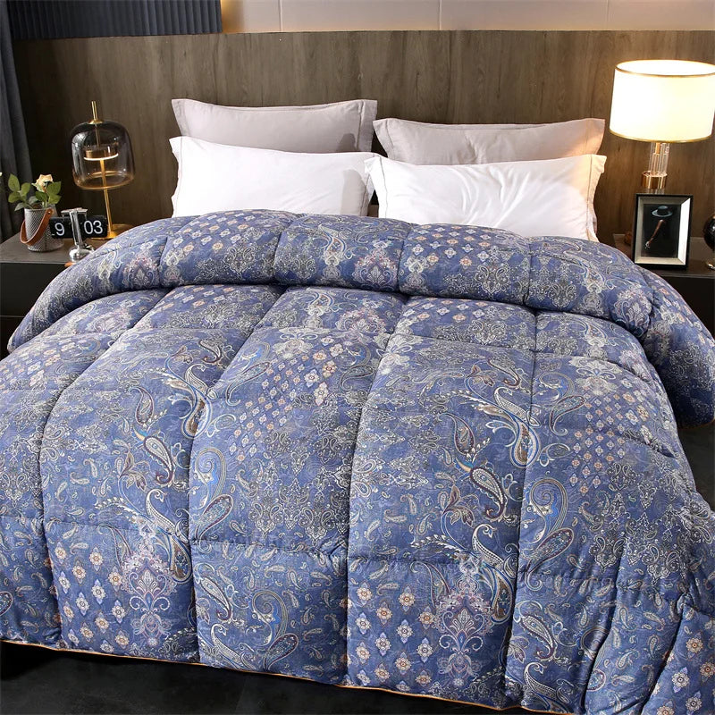 Thick White Goose Down Comforter for Bed